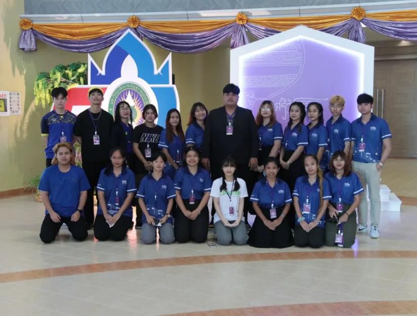 格乐大学学生参与泰国46届高等教育音乐博览会并表演独奏节目，诗琳通公主出席本次活动并观看表演